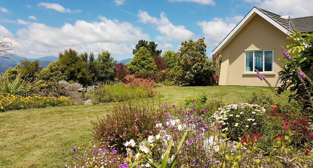 Golden Hills Farm Cottage Nelson Eksteriør bilde