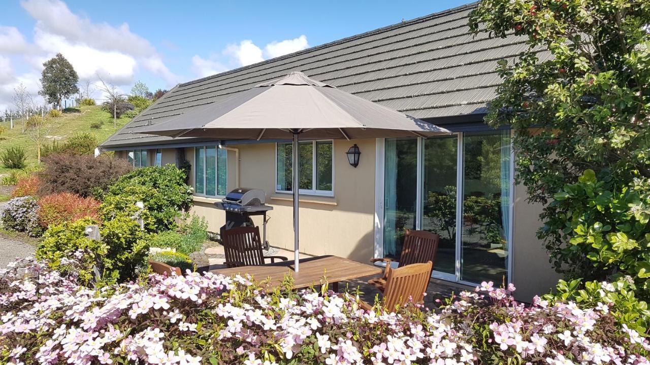 Golden Hills Farm Cottage Nelson Eksteriør bilde